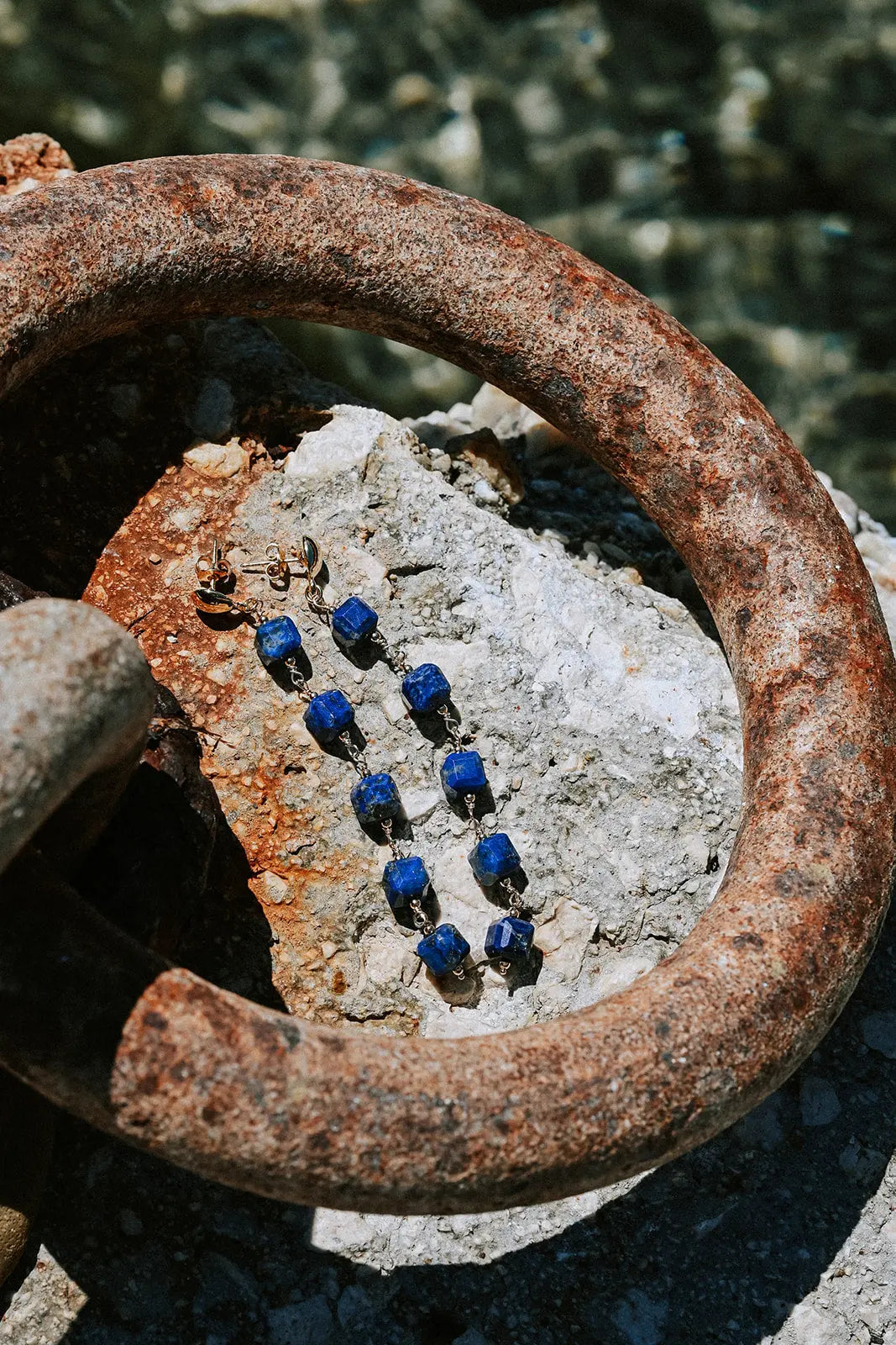 Boucles d'oreilles Émilie lapis-lazuli - L'atelier de Clotilde